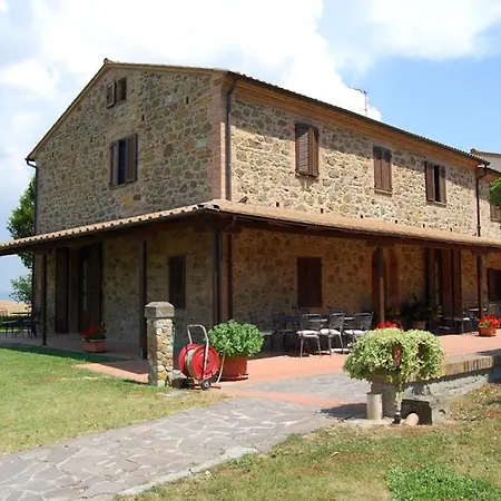 Sleeps 2 Pool Wifi T762498 * Lajatico