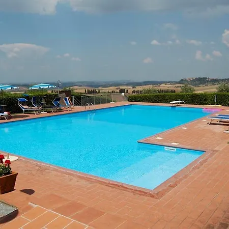 Sleeps 2 Pool Wifi T762498